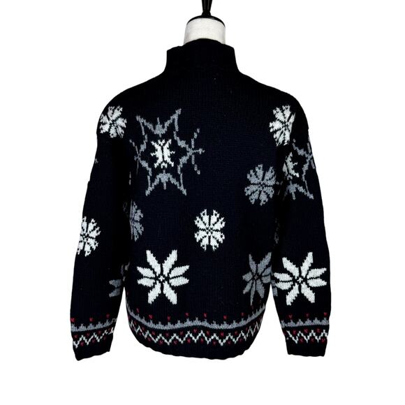 American Collection Black 100% Wool Tight Knit Turtleneck Snowflake Sweater - Picture 8 of 11